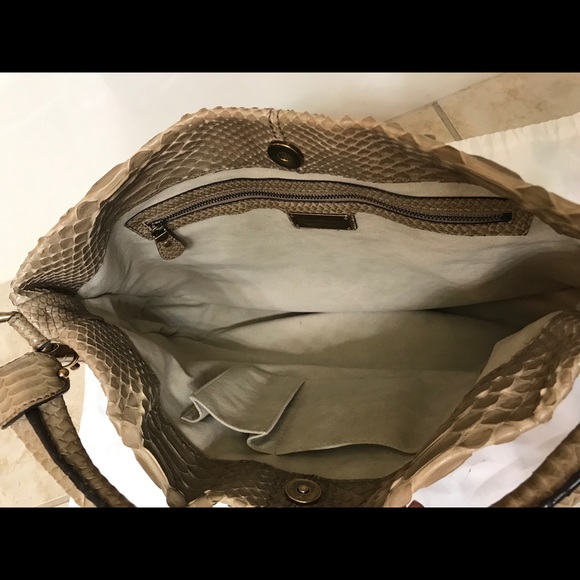 Salvatore Ferragamo shoulder bag - Picture 3 of 6